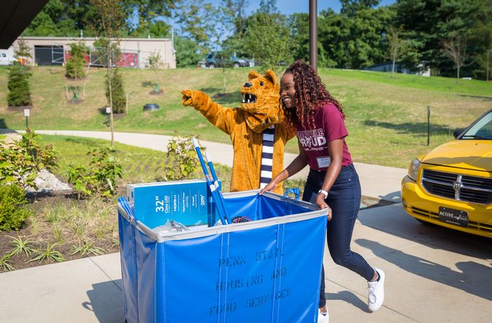 Penn State Brandywine Move-in day 