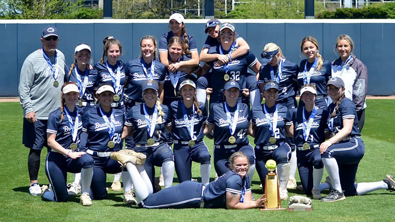 Group photo of 2022 PSUAC Softball Champs