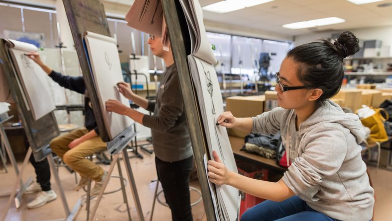 Students in a Penn State Brandywine art class. 
