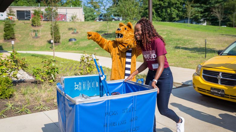 Penn State Brandywine Move-in day 