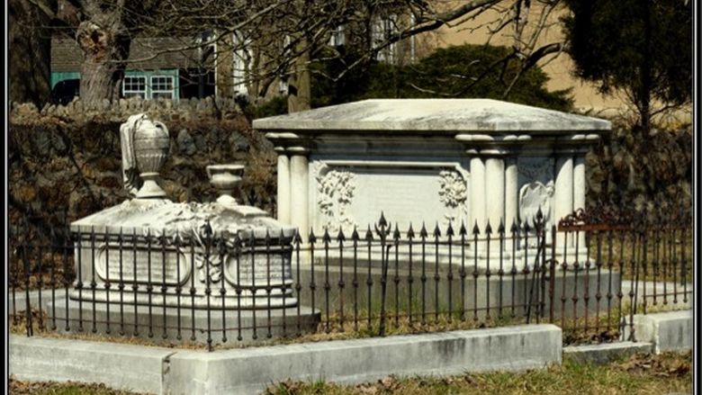Painter brothers' mausoleum