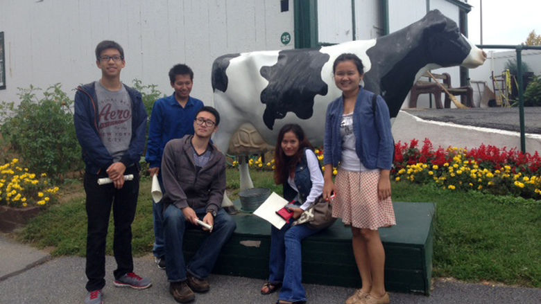 students with cow