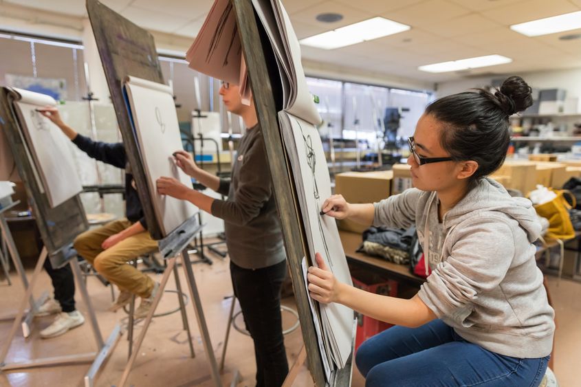 Students in a Penn State Brandywine art class. 