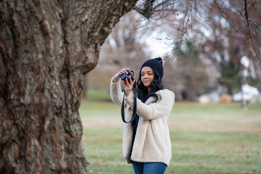 Azariah Shelton photographing nature.