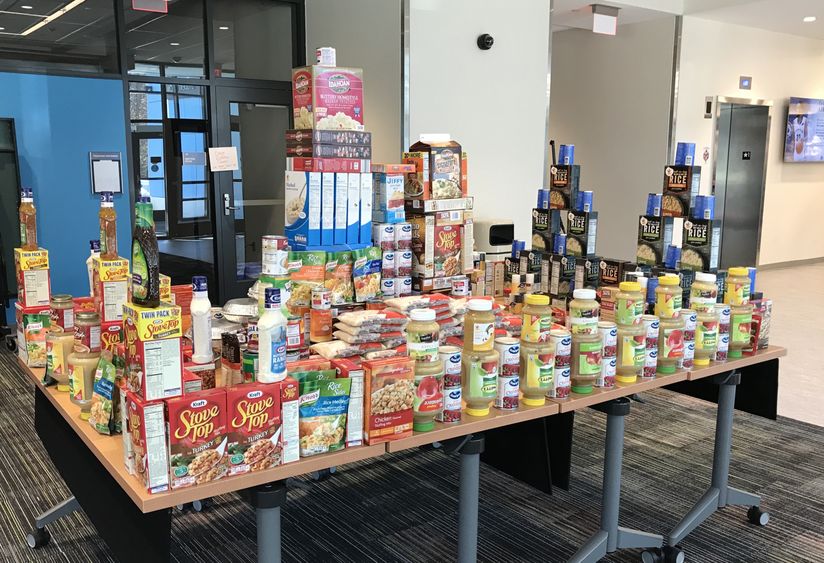 Thanksgiving food drive at Penn State Brandywine