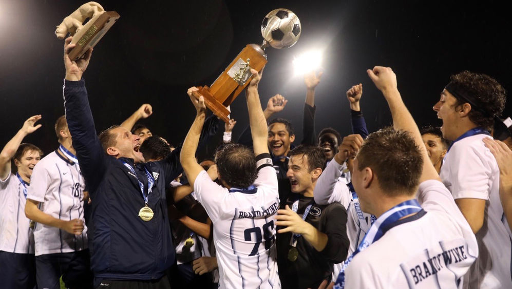 Penn State Brandywine 2019 men's soccer champions