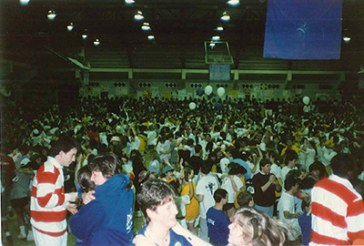 THON dancers in the White Building